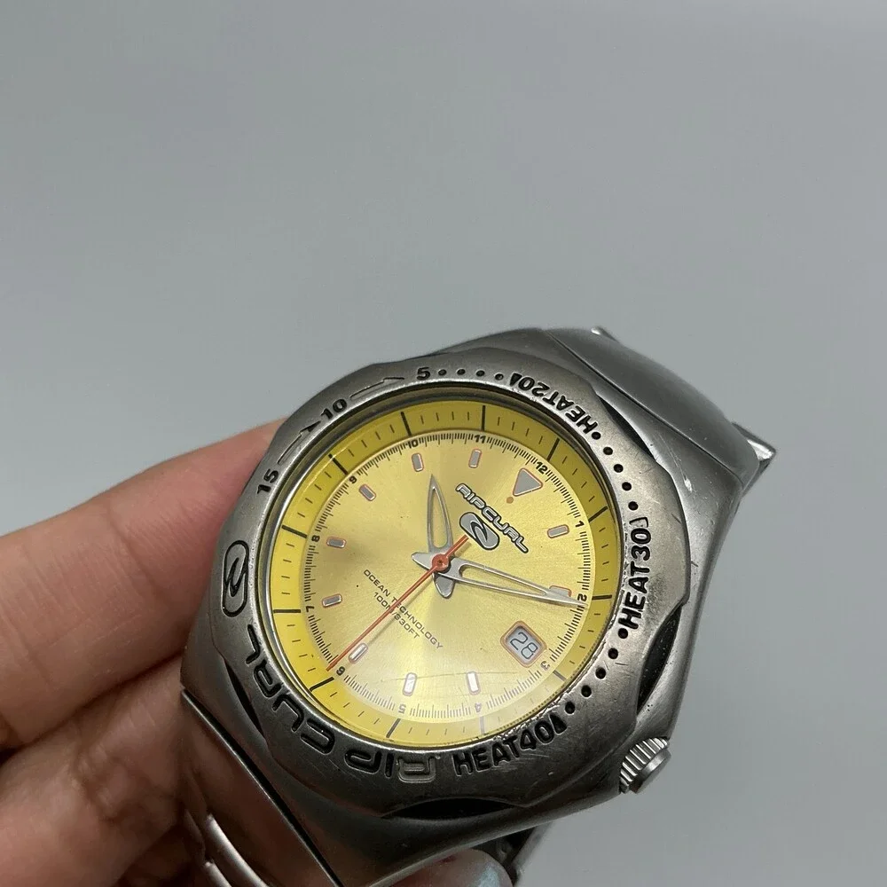 Rip Curl Ocean Technology Mens Watch 40mm Gold Tone Date New Battery 7.25